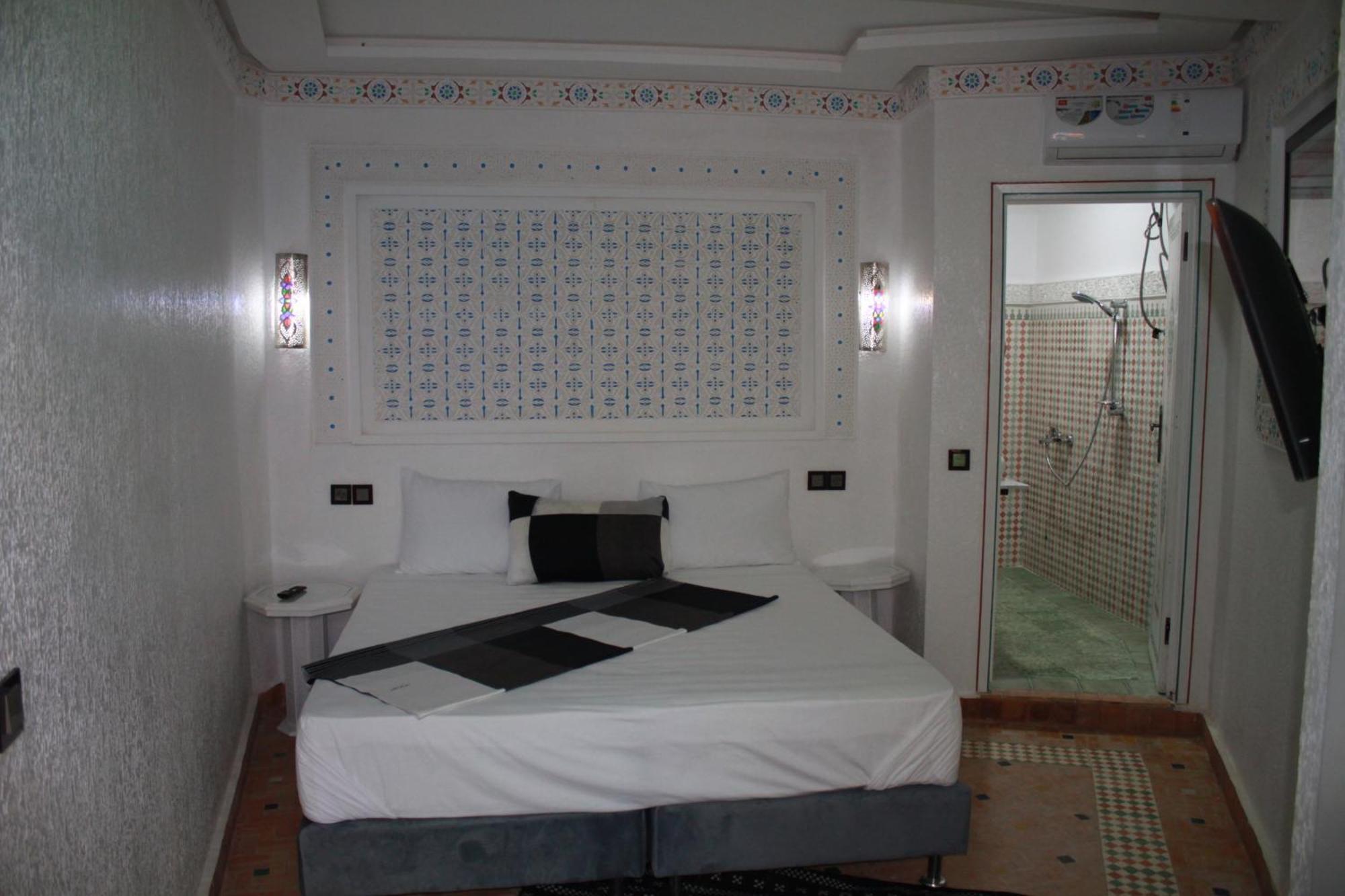 Riad Golf Stinia 2 Meknes Exterior photo