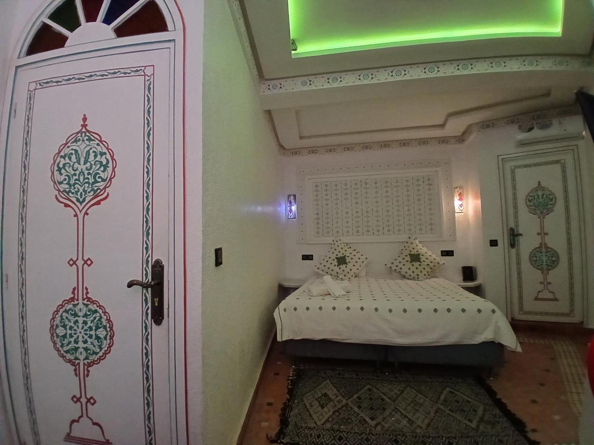 Riad Golf Stinia 2 Meknes Exterior photo